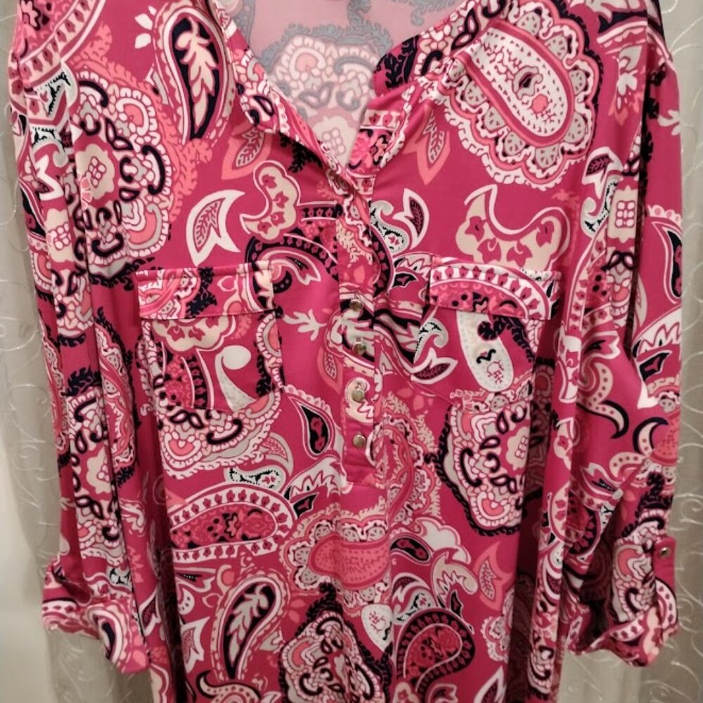 Ava & Grace Woman Paisely Top in Size 3X - Picture 4 of 12